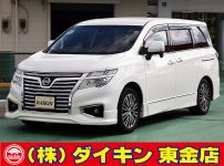 エルグランド２．５ハイウェイスターＳ　ツインナビＴＶ　エマージェンシーＢ　